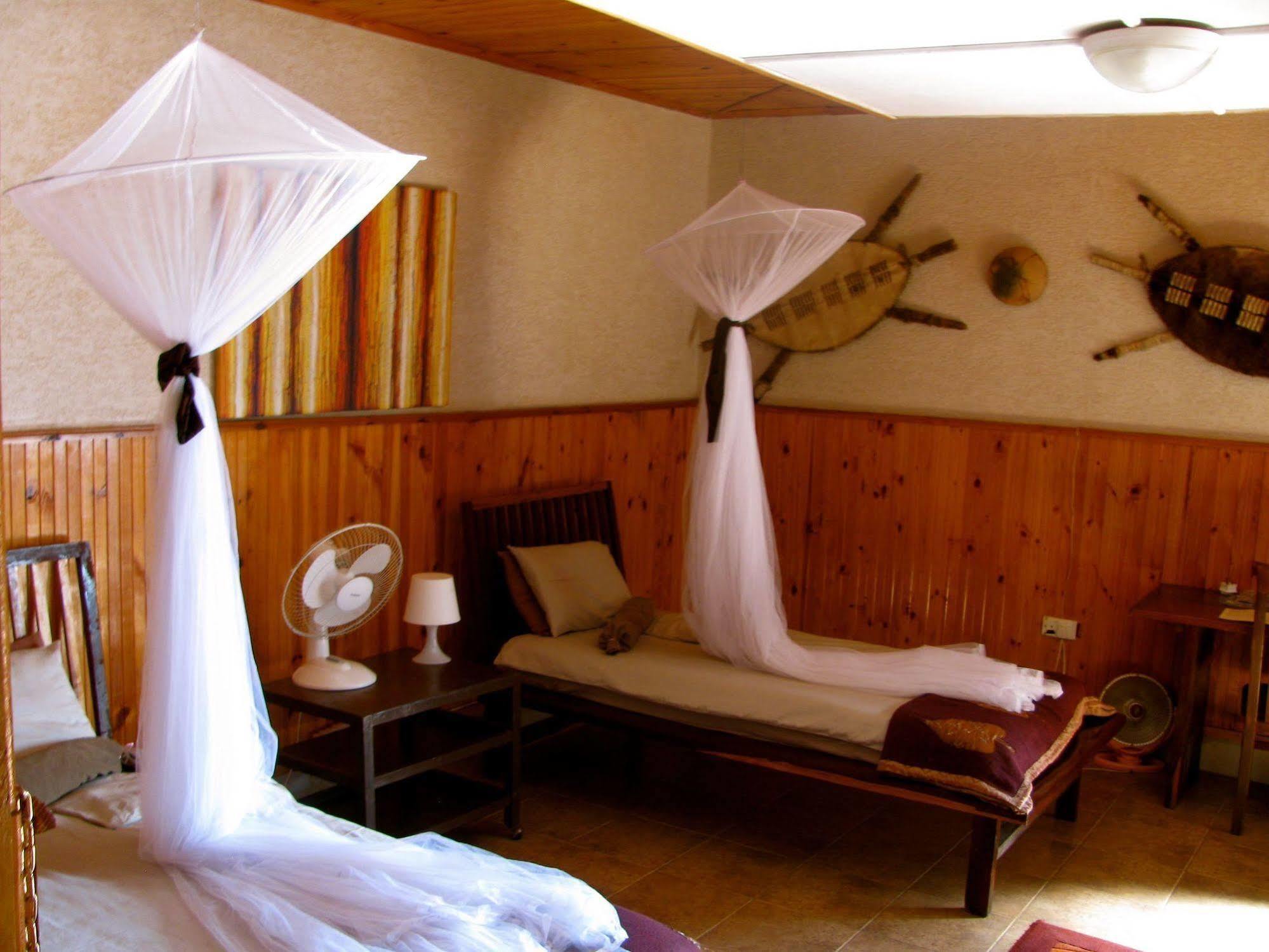 Madidi Lodge Лілонґве Екстер'єр фото