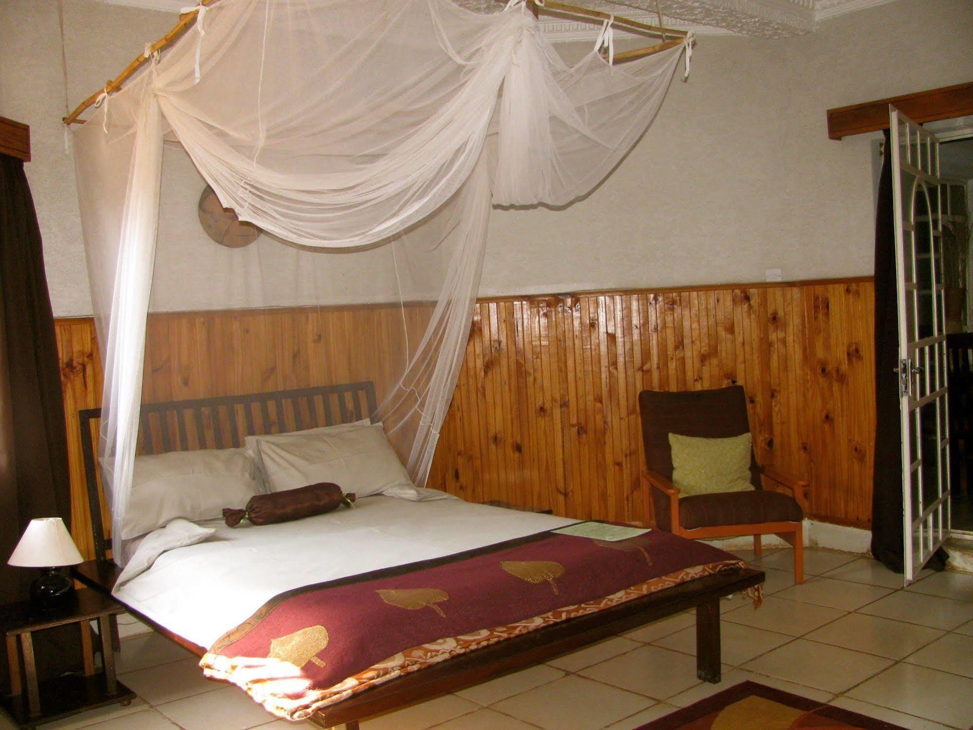 Madidi Lodge Лілонґве Екстер'єр фото